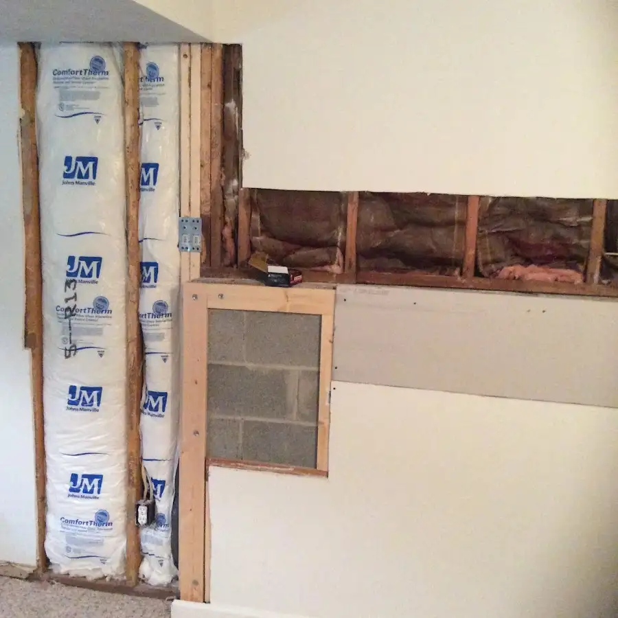 Wall insulation replacement during Structural Drying in New York